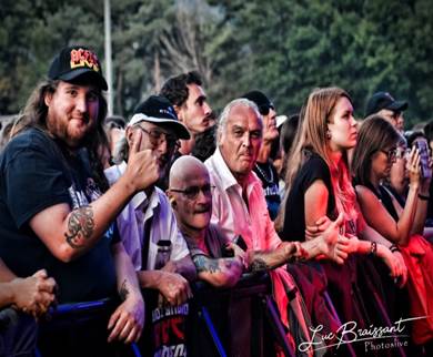LES FANS A SION.jpg